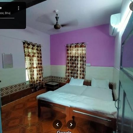 City Guest House Bhudzs Kültér fotó